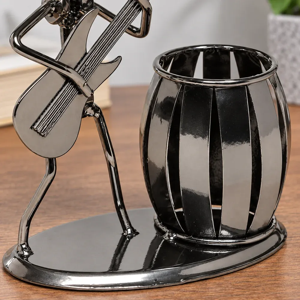 Rufus Guitar Pen Holder — detail view