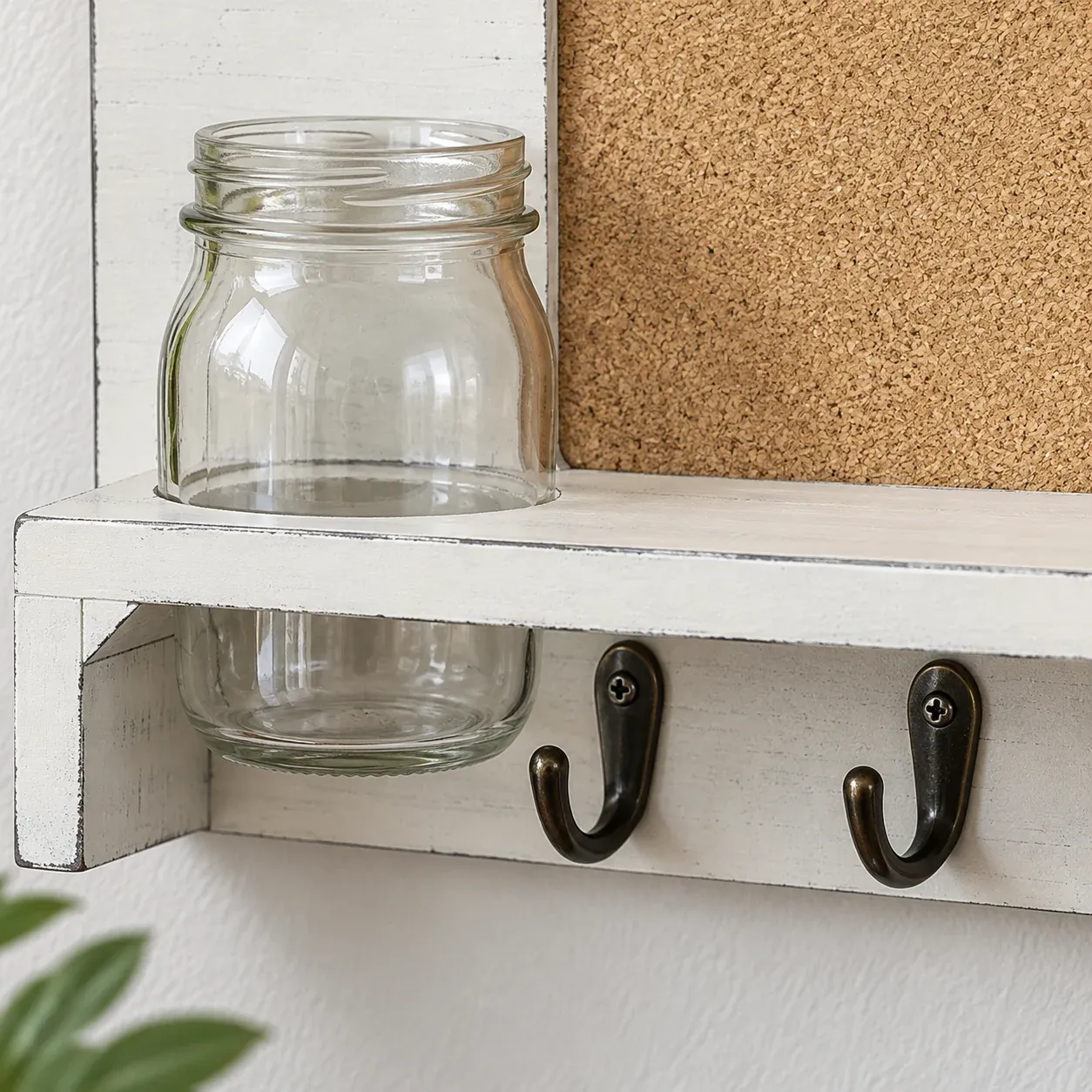 Oscar Entryway Memo Board, detail product view